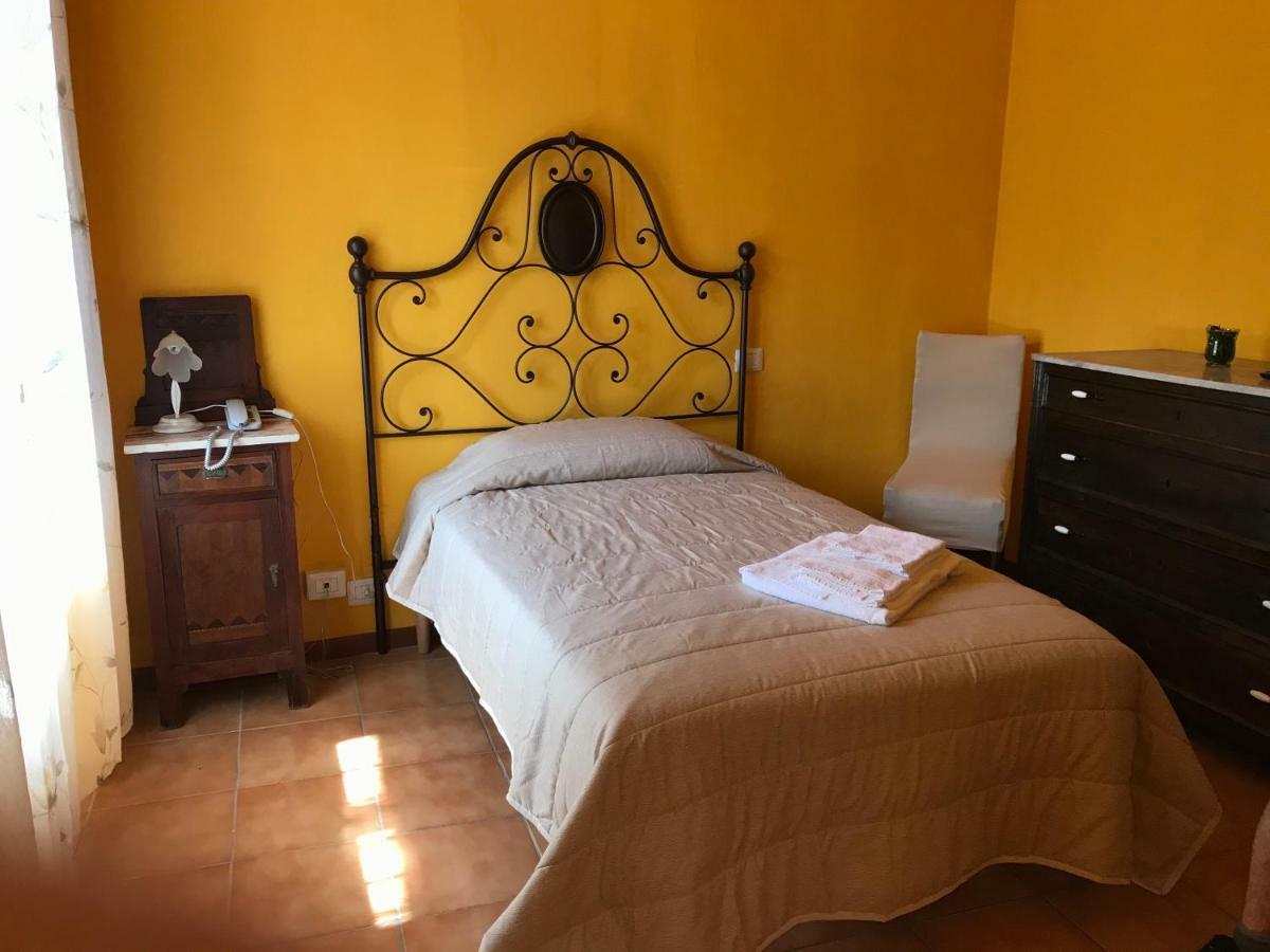 Albergo Antica Lanterna Castelnuovo di Garfagnana Exterior foto