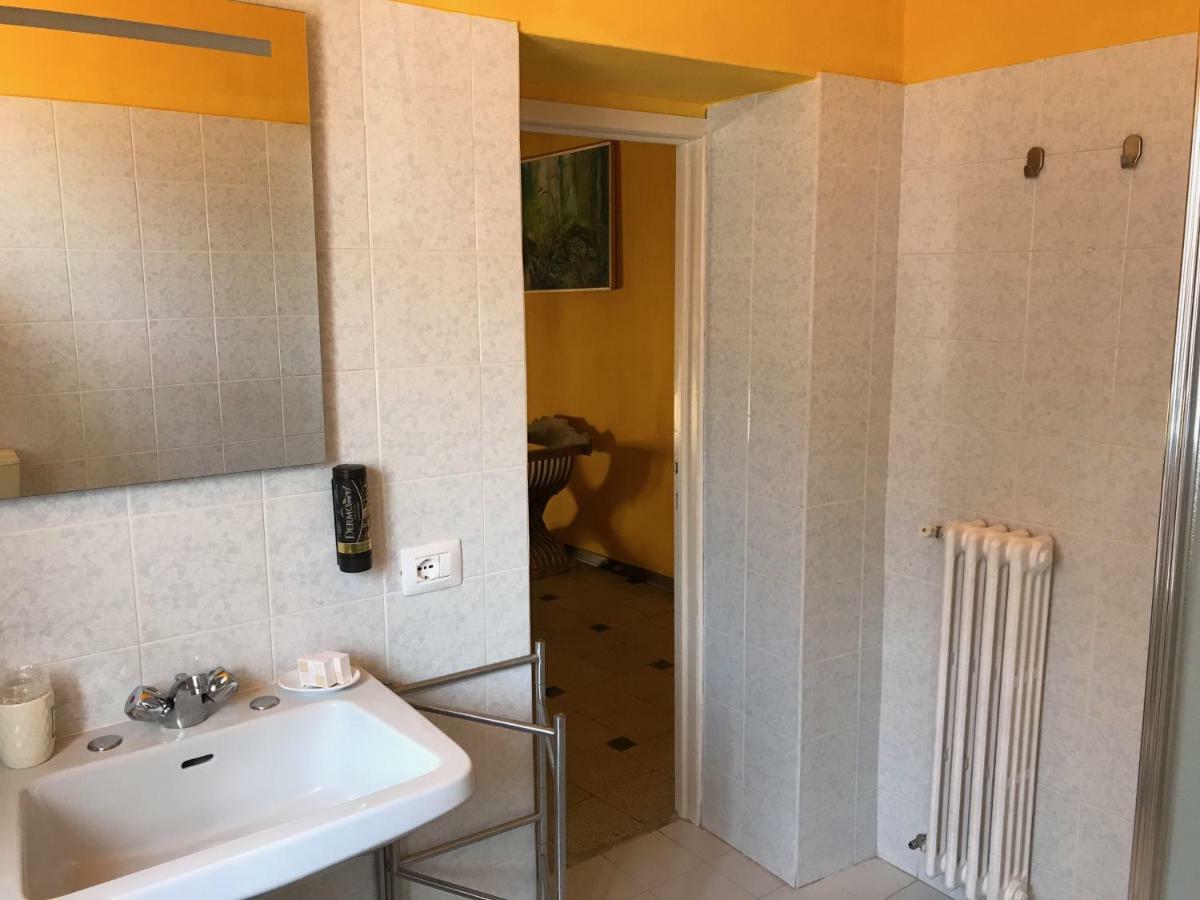Albergo Antica Lanterna Castelnuovo di Garfagnana Exterior foto