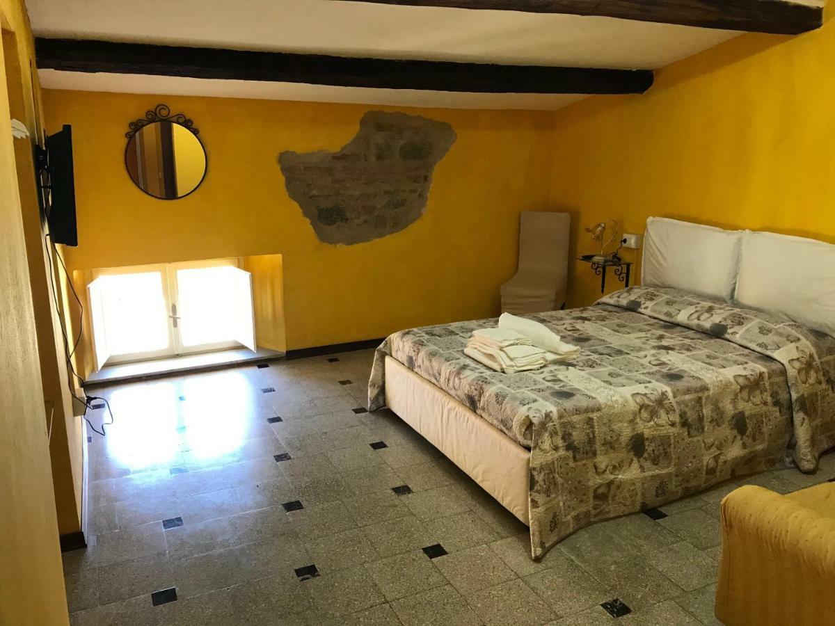 Albergo Antica Lanterna Castelnuovo di Garfagnana Exterior foto